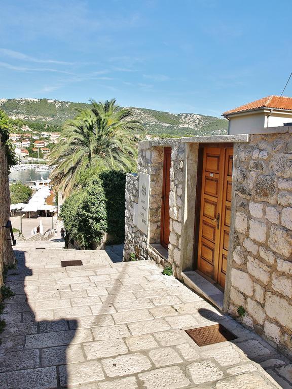 Rooms And Studio Old Town Rab Town Rum bild